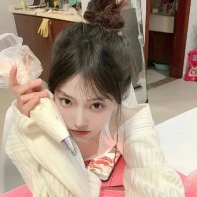 雏燕鸣春